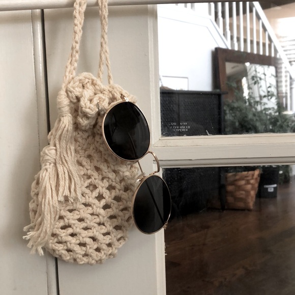 Crochet Fanny Pack - Picture 4 of 4